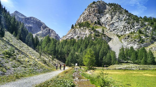 Profitez des plus beaux paysages du Queyras dans les Hautes-Alpes