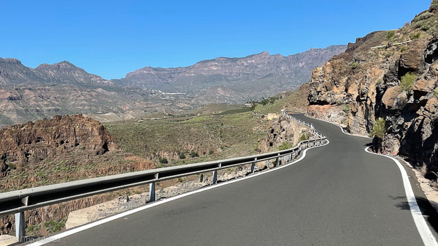 Roulez sur les plus beaux itinéraires des îles Canaries à vélo de route