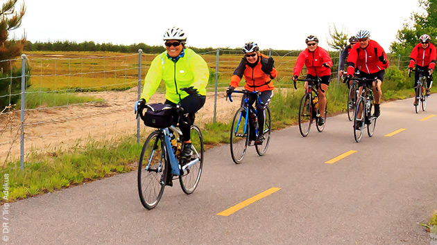Empruntez les pistes cyclables dans la région du Lac Saint Jean au Québec
