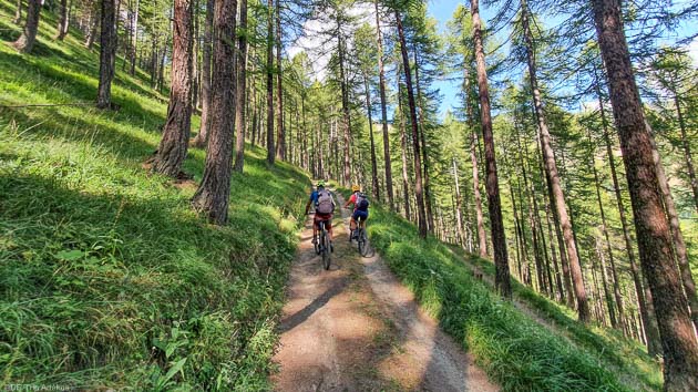 Vous roulez sur les plus beaux sentiers de Briançon et des Hautes-Alpes en VTT